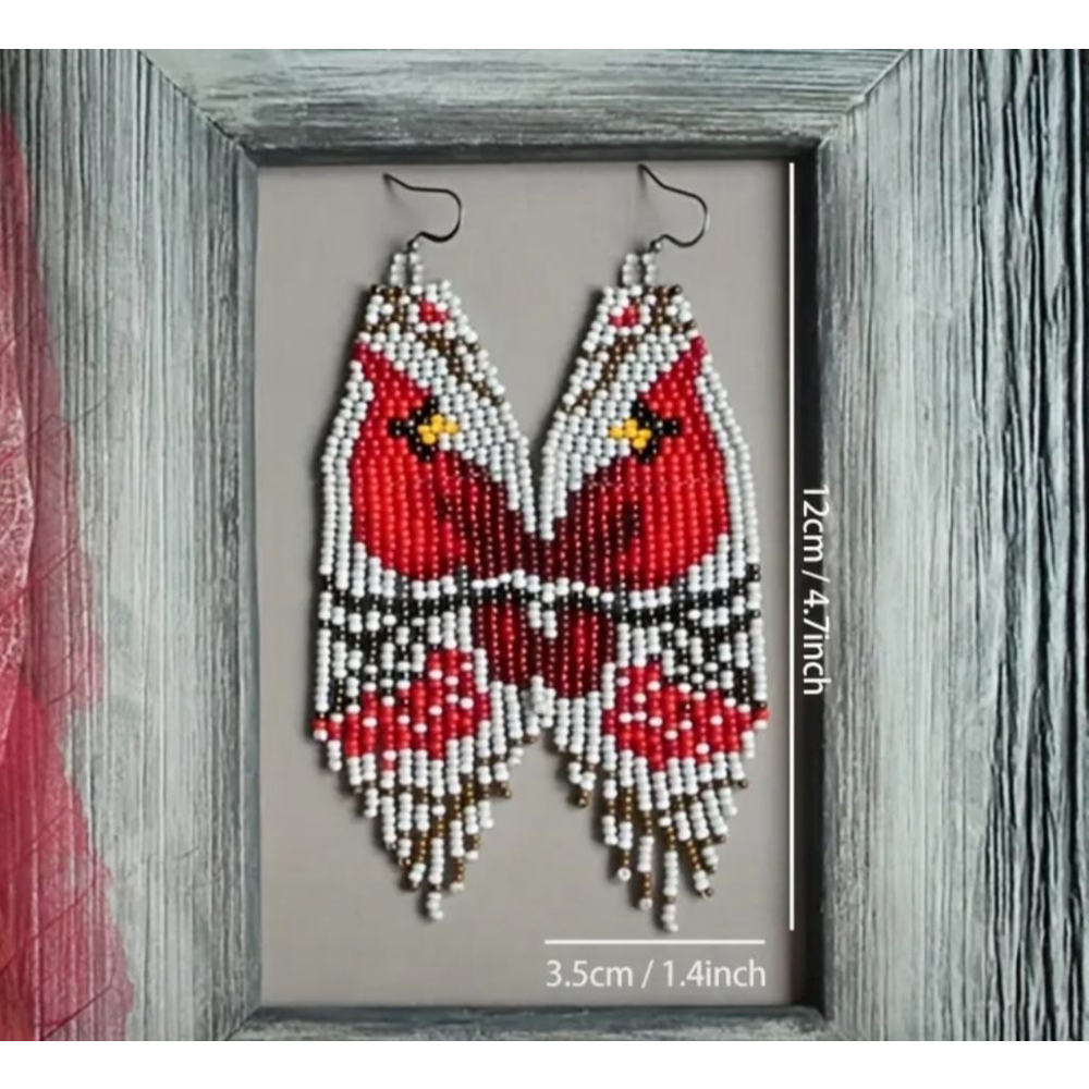 Handmade beaded Cardinal dangle Earrings One - Picture 2 of 3